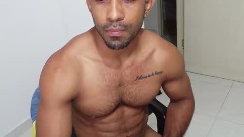 Snapshot of lacasadelosmunecosbq chatting on 05-28-26, 05:16 Bruno Smith online show from 05-28-26, 05:16