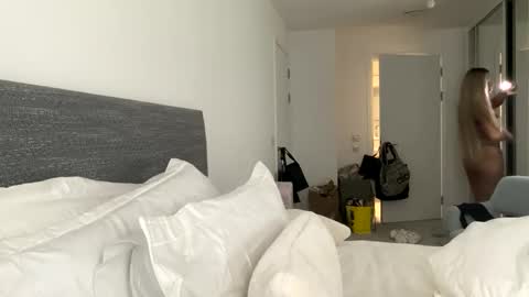 Lacey  online show from 04-30-26, 10:36