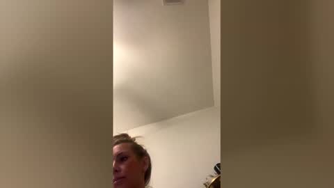 laceylayne96 online show from 05-29-26, 01:47