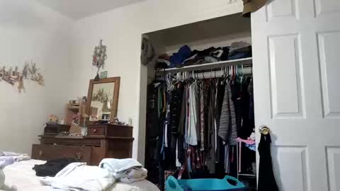 Snapshot of lacybell chatting on 09-09-25, 11:37 lacybell online show from 09-09-25, 11:37