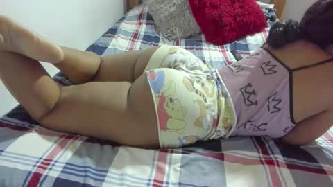 Akyra  online show from 10-14-25, 10:32