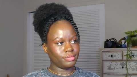 La Diosa Selene online show from 06-27-26, 12:48