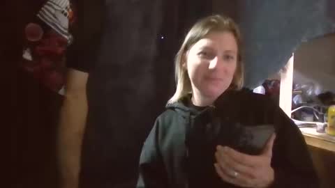lady420777 online show from 05-04-26, 04:19