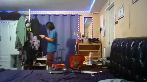 Snapshot of lady420777 chatting on 05-25-26, 12:16 lady420777 online show from 05-25-26, 12:16