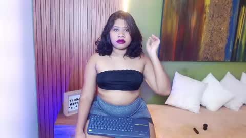 Snapshot of lady_ambar19 chatting on 07-26-26, 01:07 lady_ambar19 online show from 07-26-26, 01:07
