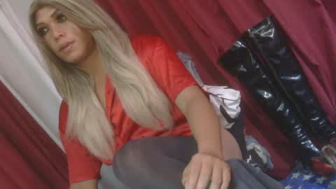 Snapshot of lady_athenax chatting on 06-04-26, 06:14 Athena online show from 06-04-26, 06:14