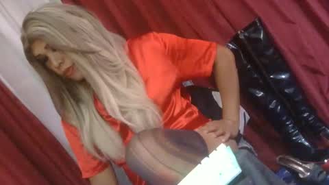 Snapshot of lady_athenax chatting on 06-05-26, 09:04 Athena online show from 06-05-26, 09:04