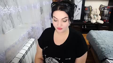 lady_boom_ online show from 02-07-25, 07:49