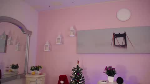 Snapshot of lady_danbury chatting on 12-17-24, 03:49 Karla - Instagram lady karla1 online show from 12-17-24, 03:49