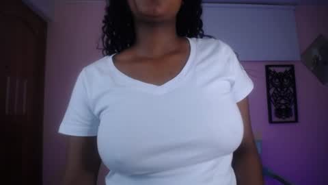 Snapshot of lady_danbury chatting on 01-10-25, 08:04 Karla - Instagram lady karla1 online show from 01-10-25, 08:04