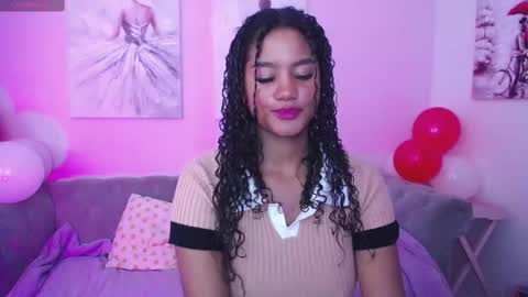 Snapshot of lady_danbury chatting on 02-14-25, 08:26 Karla - Instagram lady karla1 online show from 02-14-25, 08:26