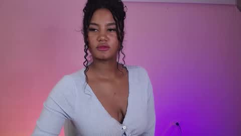 Snapshot of lady_danbury chatting on 02-19-25, 12:03 Karla - Instagram lady karla1 online show from 02-19-25, 12:03