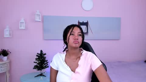Snapshot of lady_danbury chatting on 02-19-25, 06:00 Karla - Instagram lady karla1 online show from 02-19-25, 06:00