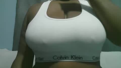 lady_dearra online show from 10-23-25, 03:28