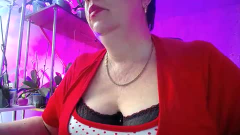 Snapshot of lady_gloria chatting on 12-08-24, 07:58 Lady Gloria online show from 12-08-24, 07:58