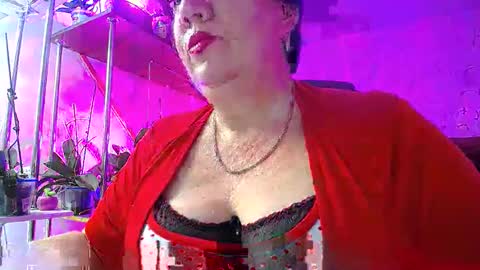 Snapshot of lady_gloria chatting on 12-10-24, 02:50 Lady Gloria online show from 12-10-24, 02:50