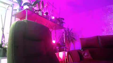 Snapshot of lady_gloria chatting on 01-11-25, 12:29 Lady Gloria online show from 01-11-25, 12:29