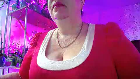 Snapshot of lady_gloria chatting on 02-23-25, 05:01 Lady Gloria online show from 02-23-25, 05:01