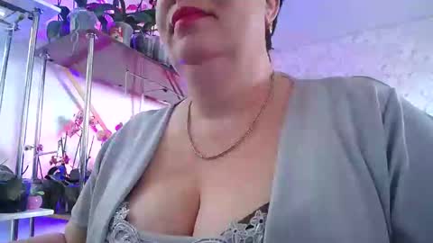 Snapshot of lady_gloria chatting on 03-01-25, 03:16 Lady Gloria online show from 03-01-25, 03:16
