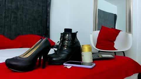 Snapshot of lady_godss chatting on 01-10-25, 03:39 Lady godss online show from 01-10-25, 03:39