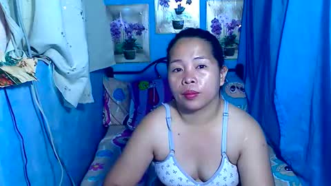 lady_in_bed69 online show from 07-07-26, 10:58