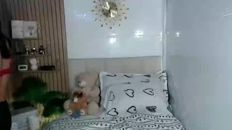 Snapshot of lady_jedyy chatting on 05-14-26, 11:44 online show from 05-14-26, 11:44