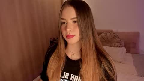 Snapshot of lady_lacey05 chatting on 09-21-25, 09:11 Gaby  online show from 09-21-25, 09:11