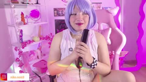 Snapshot of lady_noize chatting on 04-30-26, 08:57 Lady online show from 04-30-26, 08:57