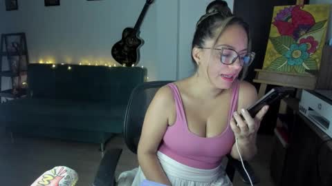Snapshot of lady_sophie01 chatting on 10-04-25, 06:39 Sophie   online show from 10-04-25, 06:39
