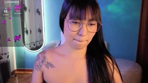 Lady Violet Bridgerton online show from 10-11-25, 10:30