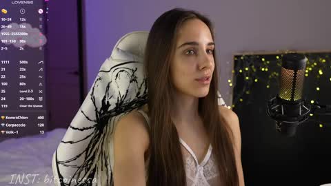 Snapshot of lady_white_snake chatting on 01-07-25, 01:03 lady_white_snake online show from 01-07-25, 01:03