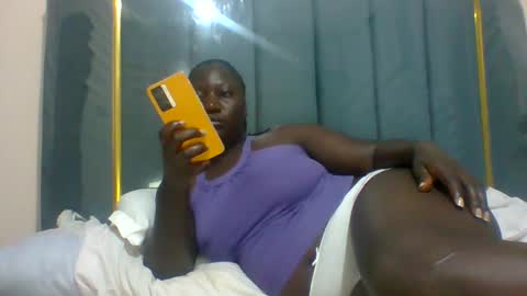 lindah32 online show from 01-20-25, 09:11