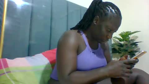 lindah32 online show from 02-06-25, 02:33