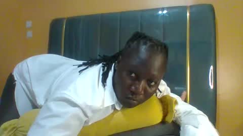 lindah32 online show from 04-04-26, 09:56