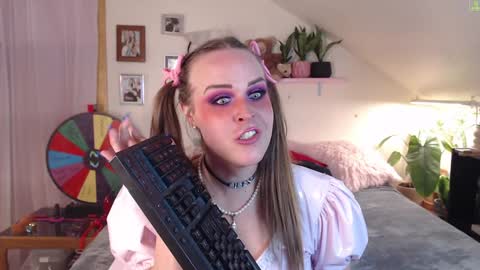 ladyboyhomemaker online show from 02-09-25, 02:38