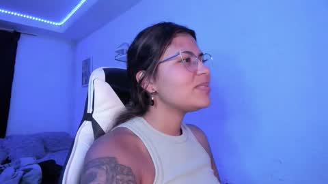  Lady  online show from 03-18-26, 02:15