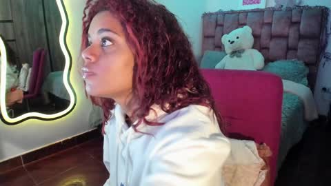 leidy daniela online show from 02-18-25, 09:32