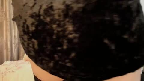 ladyjanyne online show from 11-29-25, 02:58