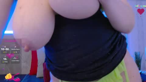  Lady Jeen    Back on Sunday 8th of December online show from 03-06-25, 04:17