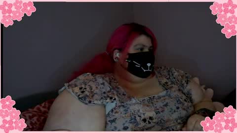 ladykitsunebig online show from 05-07-26, 07:08