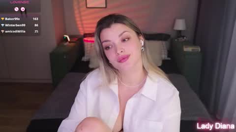 ladylancaster online show from 11-19-25, 03:12