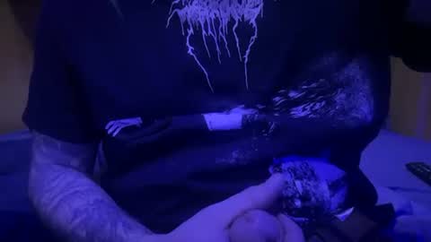 Snapshot of ladysoaker420 chatting on 01-25-25, 01:21 ladysoaker420 online show from 01-25-25, 01:21