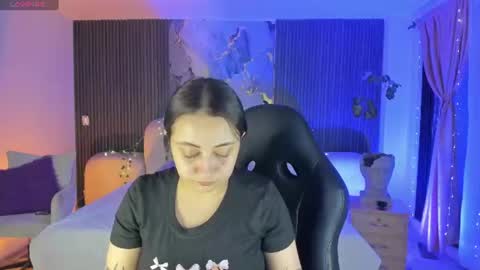 Lady  online show from 06-28-26, 04:07