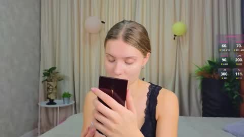 Lilia online show from 10-25-25, 06:43