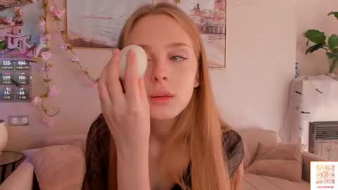 Lilia online show from 10-28-25, 06:17