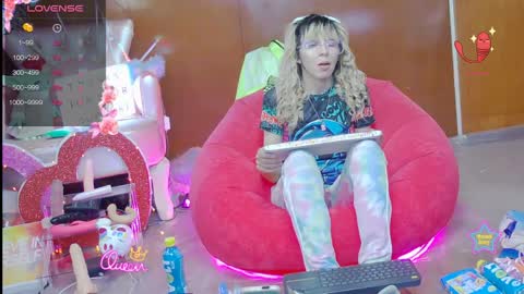 Skinnygirl online show from 04-08-26, 01:49