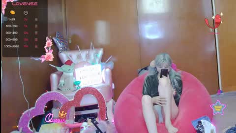 Skinnygirl online show from 05-15-26, 11:45