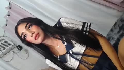 Snapshot of lahermosa_manika69 chatting on 02-15-25, 10:44 MANIKA online show from 02-15-25, 10:44