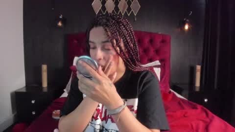 Snapshot of laia_jonees chatting on 07-26-26, 12:23 Laia online show from 07-26-26, 12:23