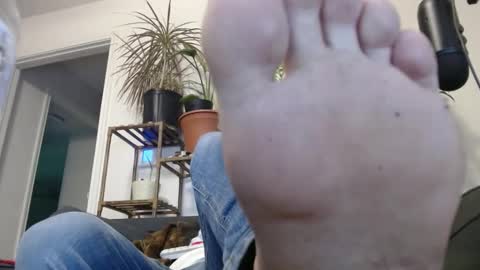 Snapshot of laidback_and_chill chatting on 01-09-25, 07:52 Rick online show from 01-09-25, 07:52